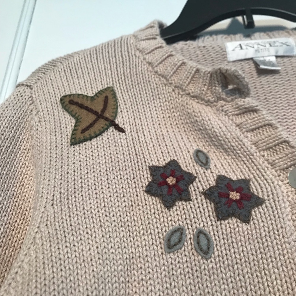 Vintage Cozy Ramie Cotton Blend Cardigan Fall Leaves Appliqué - Picture 2 of 10